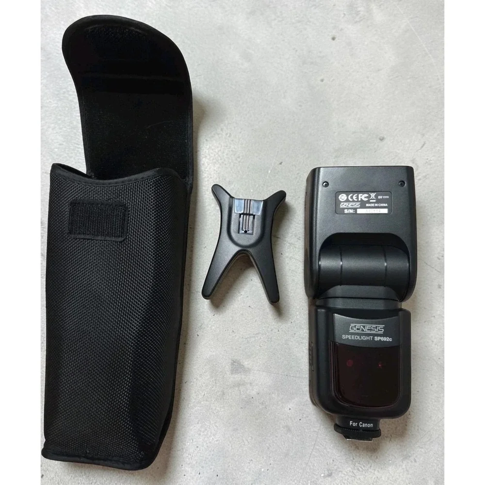 Genesis SP692C Wireless TTL Flash for Canon w/ Carry Bag & Mini Stand Great Cond